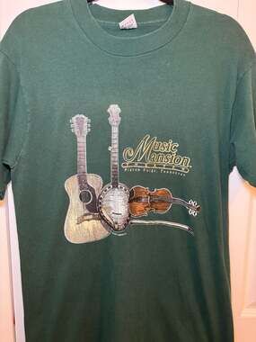 Vintage 1992 Music Mansion Theater Pigeon Forge TN Country Instruments Shirt M